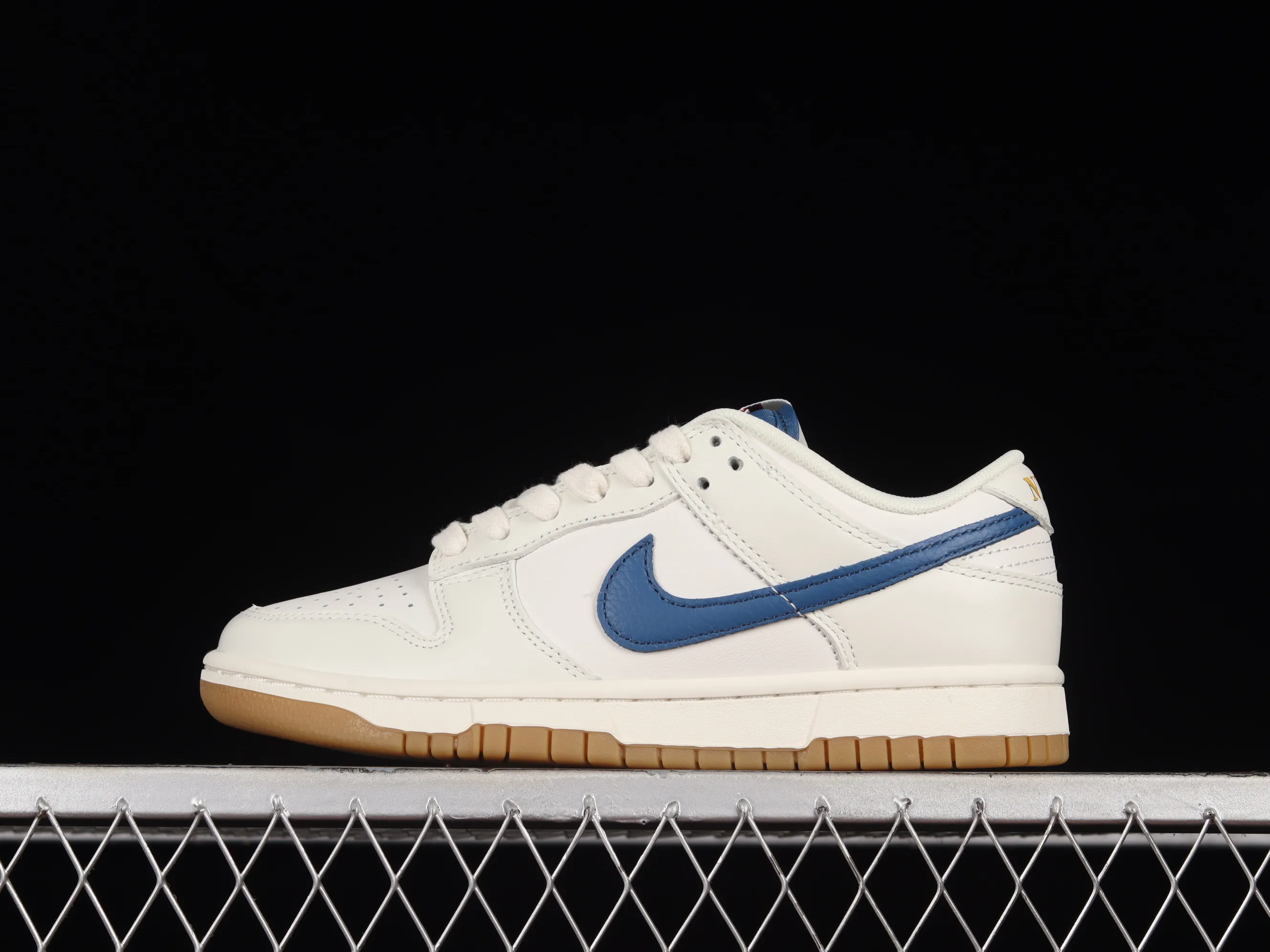 All categories Nk SB Dunk series Nk SB Dunk Low low-top sneakers Nk SB Dunk Low milk blue SB low-top sports and leisure sneakers DX3198-133